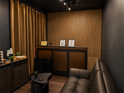 Gallery Image CD44D4C4-BA75-4EDB-8B5C-13486F1ECC1D.PNG