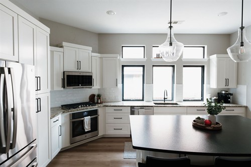 Gallery Image Wiggins-Kitchen-11.jpg