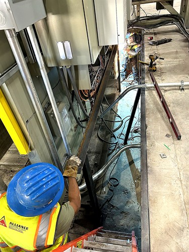 Gallery Image welder_pic.jpg
