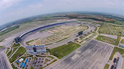 Gallery Image aerial_turn_2.jpg