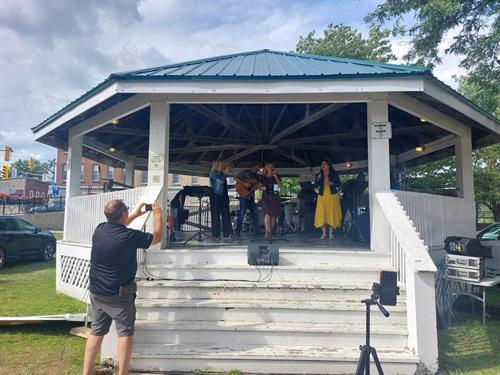 OLD MILL PARK - GAZEBO