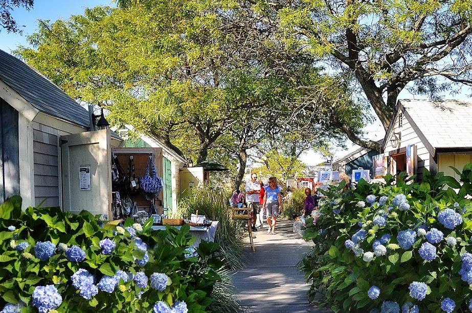 Hyannis HyArts Artist Shanties Oct 7, 2022 Greater Hyannis Chamber