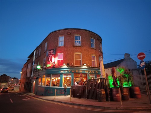 Gallery Image Pub_Exterior_Night_Time.JPG