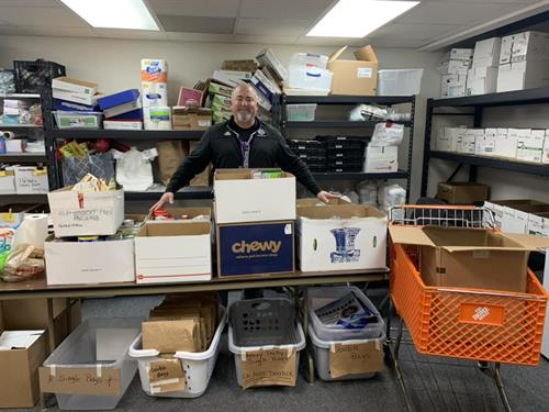 Gallery Image Bellevue_East_Food_Drive_October_2023.jpg Gallery Image Bellevue_East_Food_Drive_October_2023.jpg