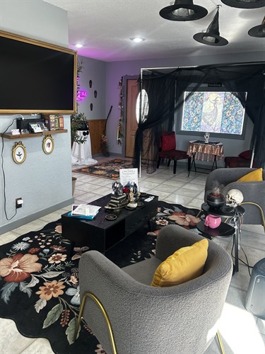 Gallery Image IMG_3766.jpeg