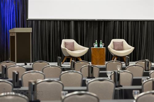 Gallery Image Ballroom_Conference_Stage.jpg