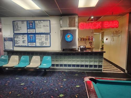 Gallery Image Front_of_Snackbar-CLO.jpg