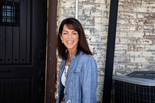 Julie Campbell