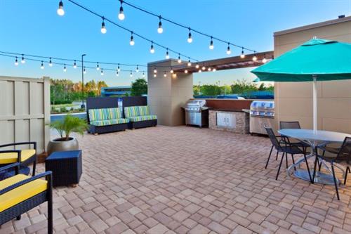 Outdoor Patio and Grill 