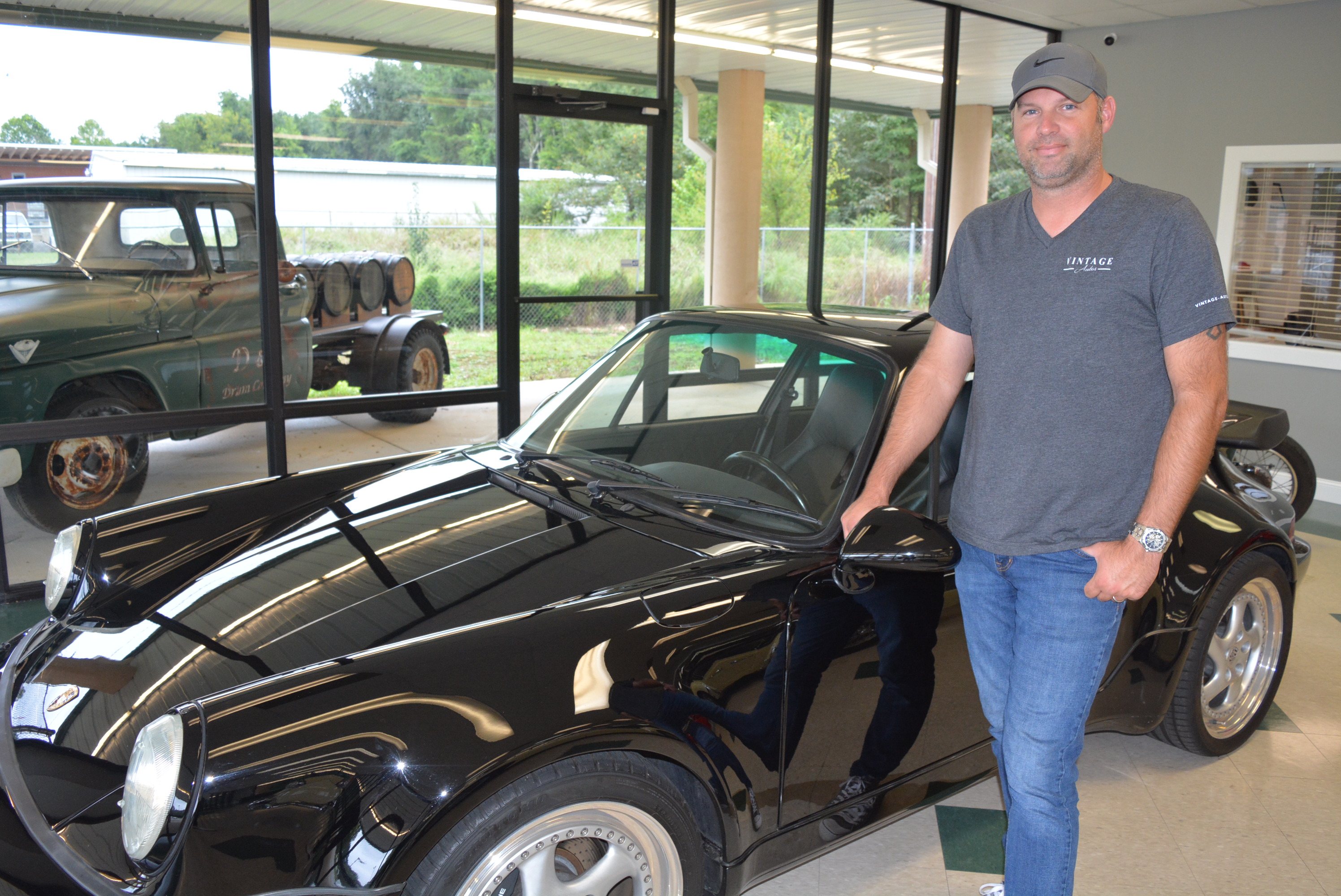 Vintage Autos brings Classic Wheels to the Shoals