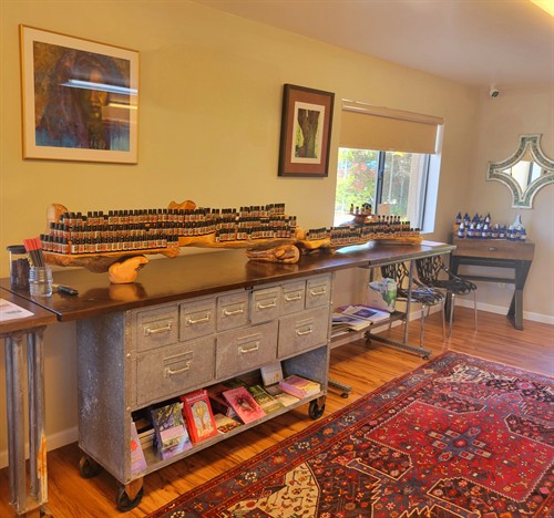 Gallery Image edited_oil_bar_pic.jpg