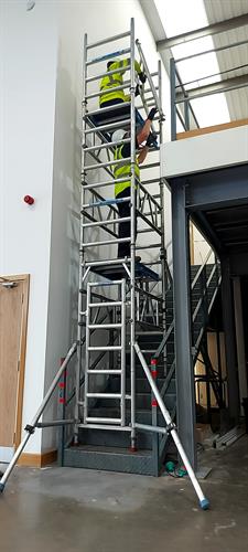 Gallery Image Towers_on_Stairs_-_Disassemble_of_top_platform.jpg