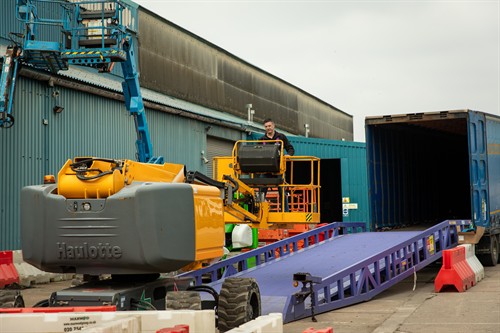 Gallery Image Chris_loading_machine.jpg