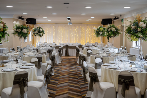 Elegant wedding set at Thornhurst.