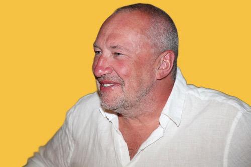 Gallery Image RL_-_Headshot.jpg