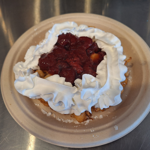 Funnelcake With Strawberrys & Whipped Cream