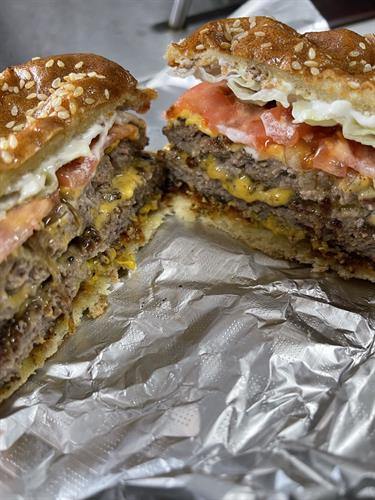 Yum’ma double back burger 