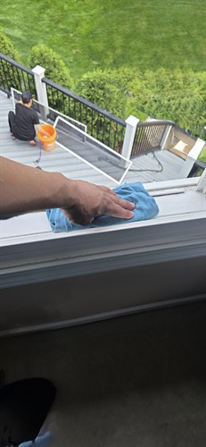 LA MCMAHON WINDOW WASHING 1-800-820-6155