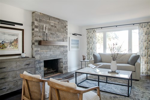 Gallery Image Copy_of_Copy_of_livrm_2_(1).jpg