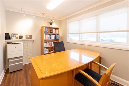 Gallery Image auger_hollingsworth_office_2_woodroofe.JPG