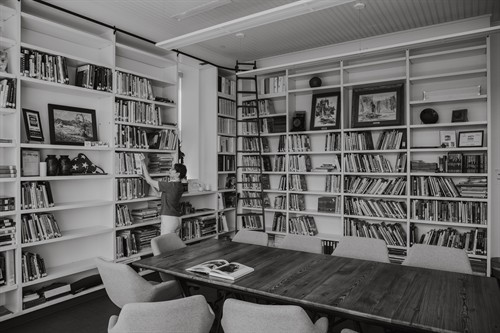 Arts On Main Jane Owen and Foundation Builders Library