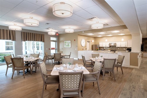 Dining at Springpoint in Manalapan