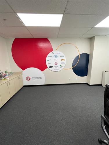 Gallery Image Dimensional_wall_graphics.jpg