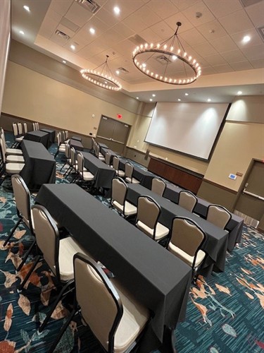 Ballroom 1B Set Clasroom/Chevron