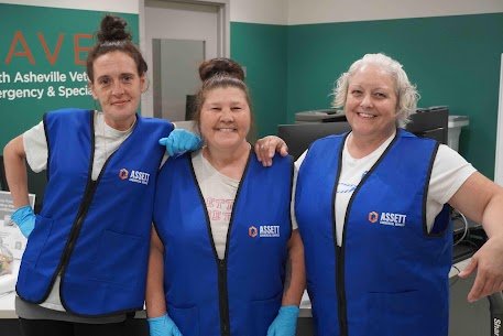 Gallery Image crew_1.jpg