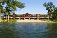 Best Western Premier The Lodge on Lake Detroit