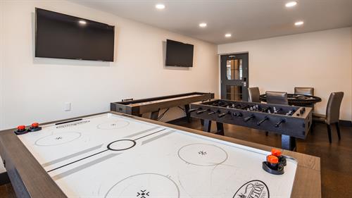 GAME ROOM GAME ROOM