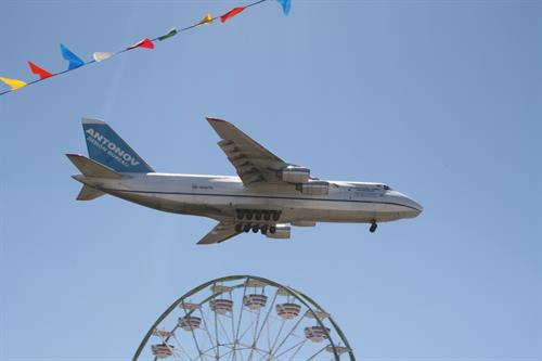 Antonov over the Fair