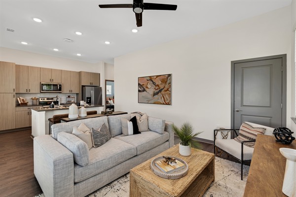 Gallery Image FL_Venice_TheSophia_9.jpg