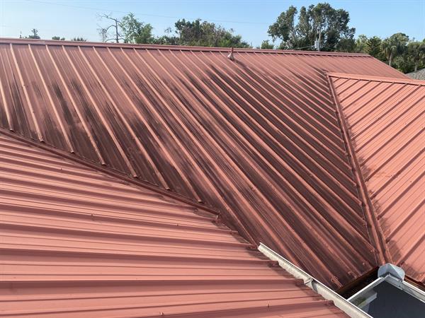 Metal Roof Cleaning Venice FL