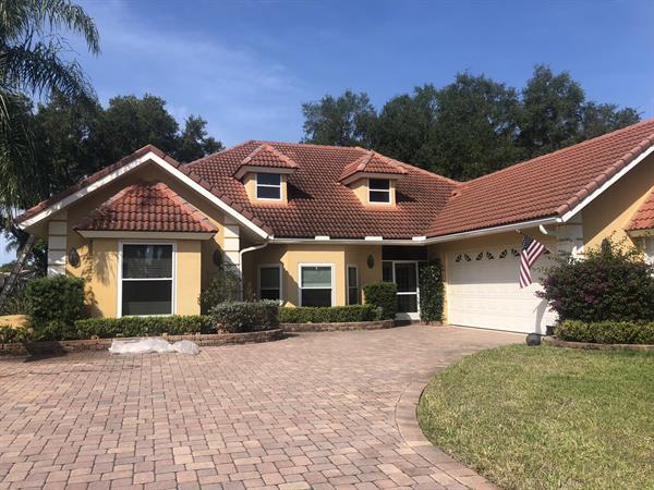 Soft Wash Tile Roof Cleaning Venice FL