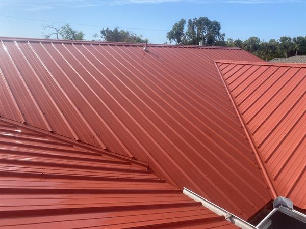 Venice Metal Roof Cleaning