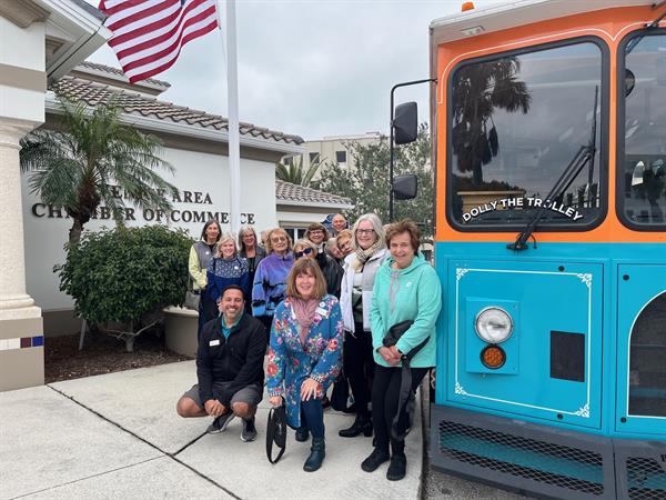 Dolly picking up guests outside of the Venice Area Chamber of Commerce