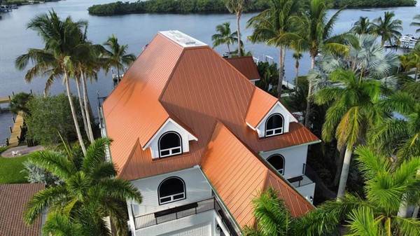 Gallery Image BAYVIEW_BRIGHT_COPPER_032.jpg