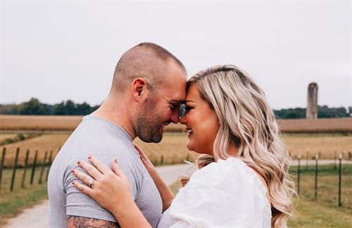 Haley Brazel Photography took photos for an engagement session at Circle M Farms in Portland, TN.