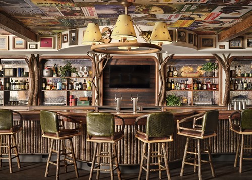 Gallery Image FieldandStreamLodgeCo_Bozeman_DryFlyBar_CreditDavidMitchell.jpg