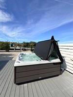 Mariner's Landing's hot tub.