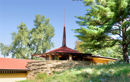 Frank Lloyd Wright Visitor Center at Riverview Terrace