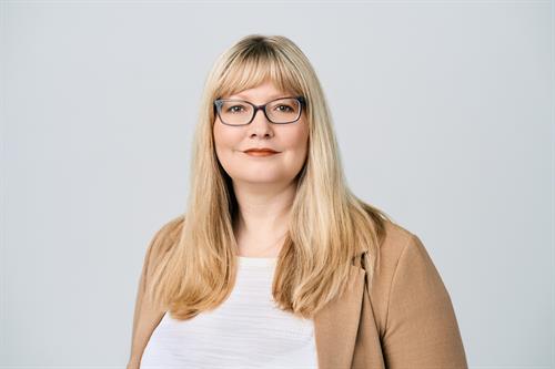 Jenny Dochnahl, Associate Financial Advisor
