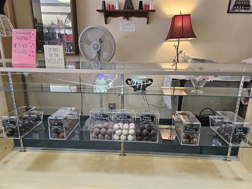 Gallery Image Threads_Chocolate.jpg Gallery Image Threads_Chocolate.jpg