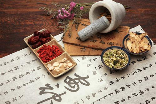 Chinese herbal medicine is especially good for promoting the body’s ability to heal and recuperate. It can treat acute diseases like intestinal flu and the common cold as well as chronic diseases like gynecological disorders, digestive disorders and allergies. Our patients receive a custom-written herbal prescription incorporating several natural herbs designed to treat both the symptom and the disease.