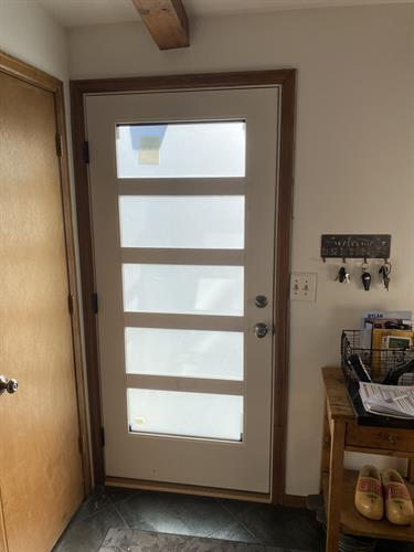 These 5 frosted windows bring in loads of natural light without sacrificing privacy or security.