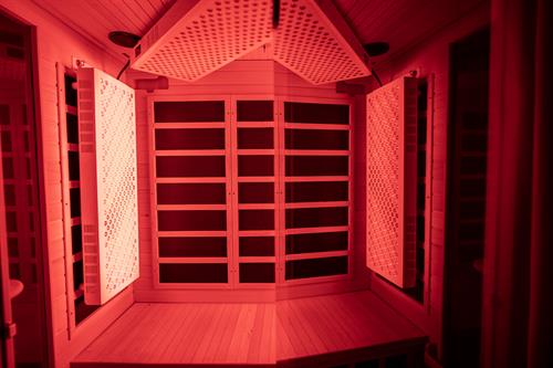 Gallery Image RED_LIGHT_THERAPY_SMALL(1).jpg