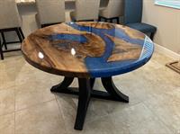 Gallery Image Jenny_Ps_blue_wood_table.jpg