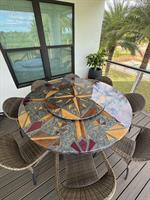 Gallery Image compass_table_2.jpg