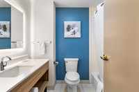 Gallery Image AR352NQQ4.jpg